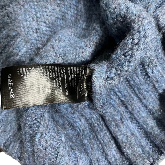 Urban Outfitters Women Heather Blue Knit Sweater Sz S Oversized Slouchy Crew - Picture 10 of 12